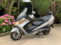 SUZUKI Burgman 400