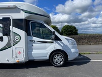 FORD CHAUSSON